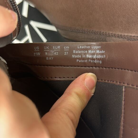 Naturalizer Women’s 11 Brown Leather Heeled Ankle Boot Weatherproof Bootie NWT - Picture 11 of 12